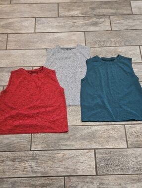 Boys Real Essentials Sleeveless Tops Size Large